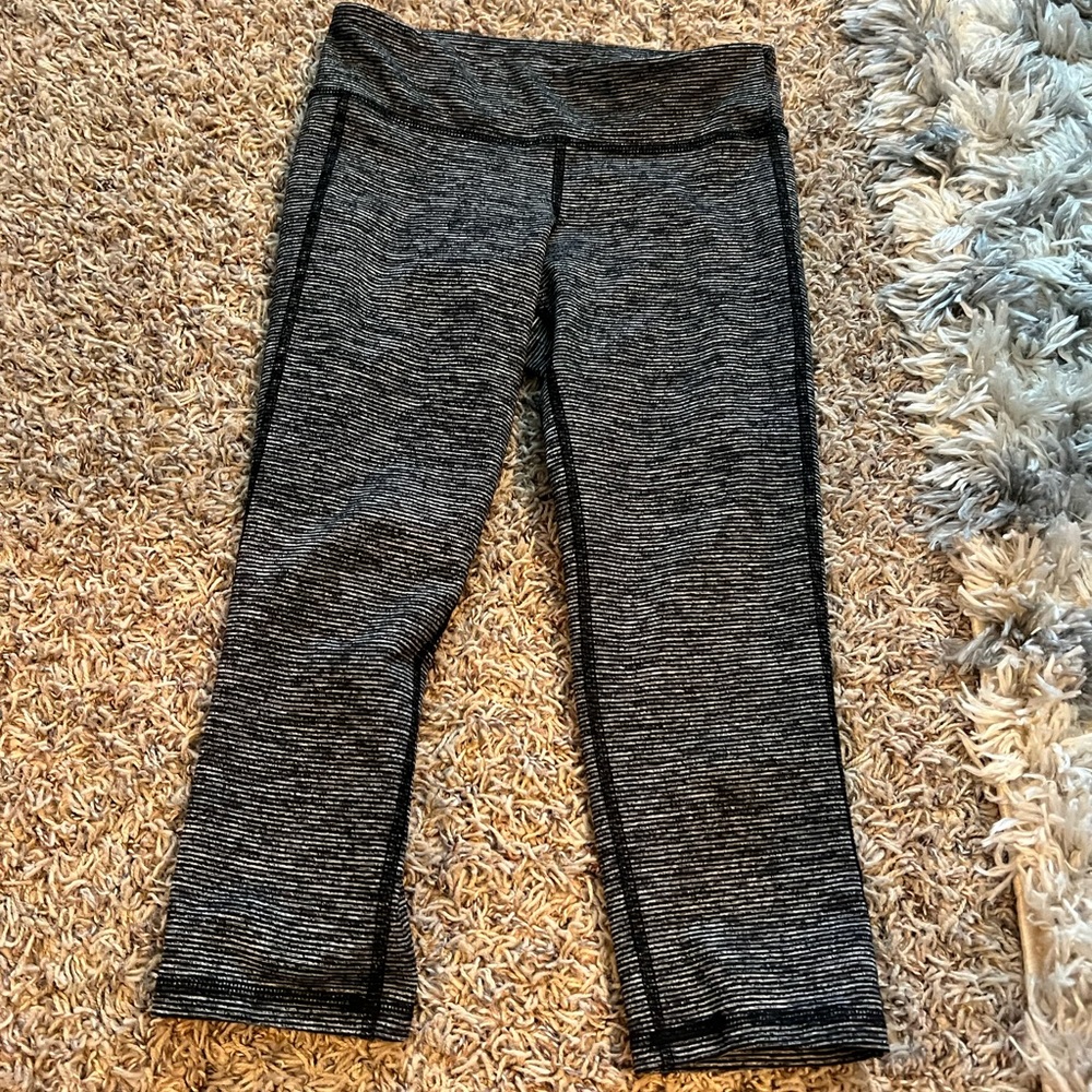 Gray Capri leggings
